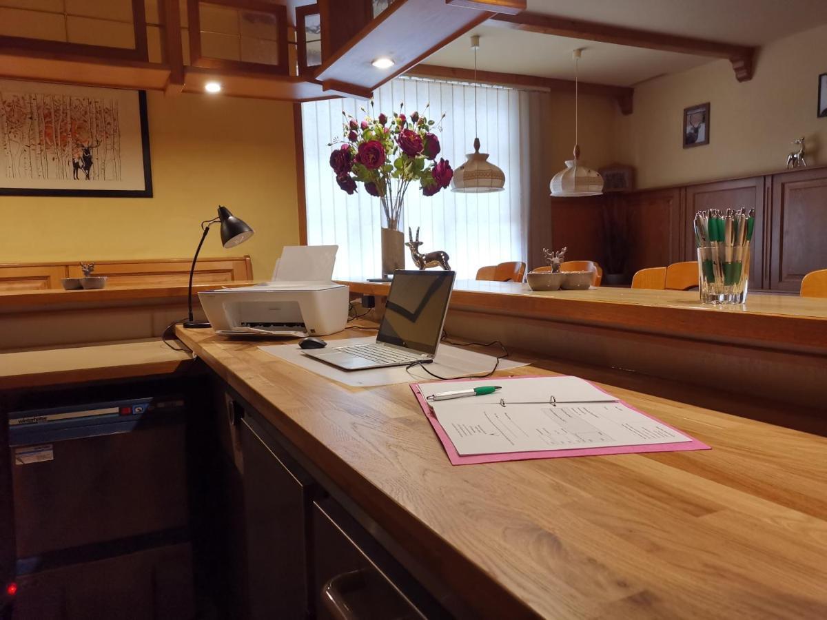 Hotel-Pension Zum Hirsch Hattersheim am Main Luaran gambar