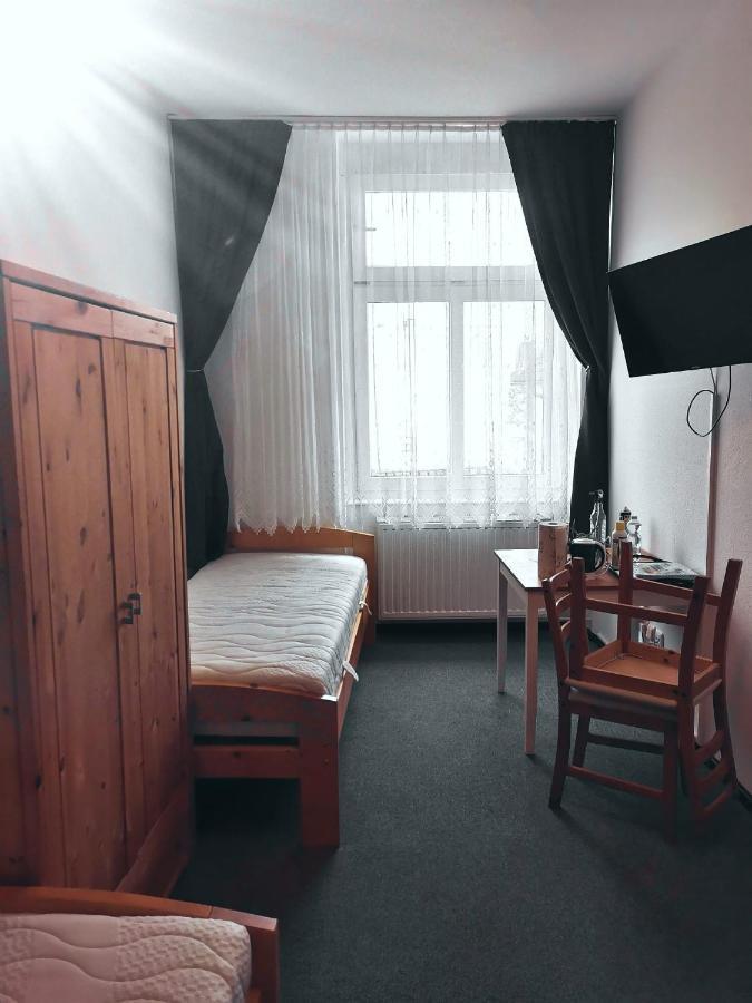 Hotel-Pension Zum Hirsch Hattersheim am Main Luaran gambar
